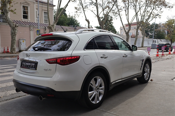 Yeniköy Motors