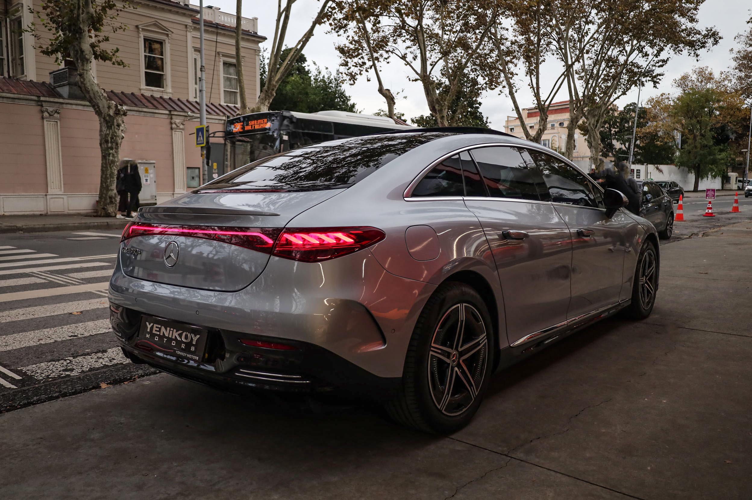 MERCEDES BENZ EQE 350+ AMG