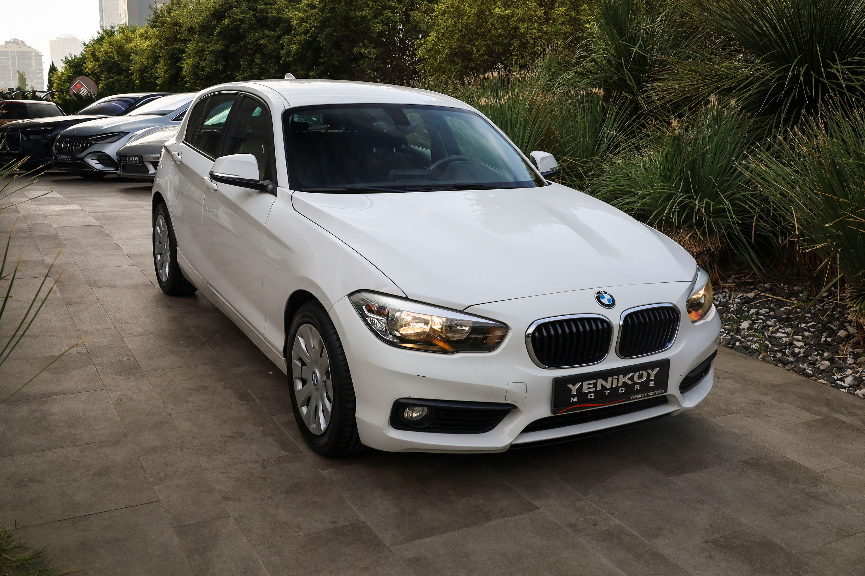 BMW 1.18İ PURE