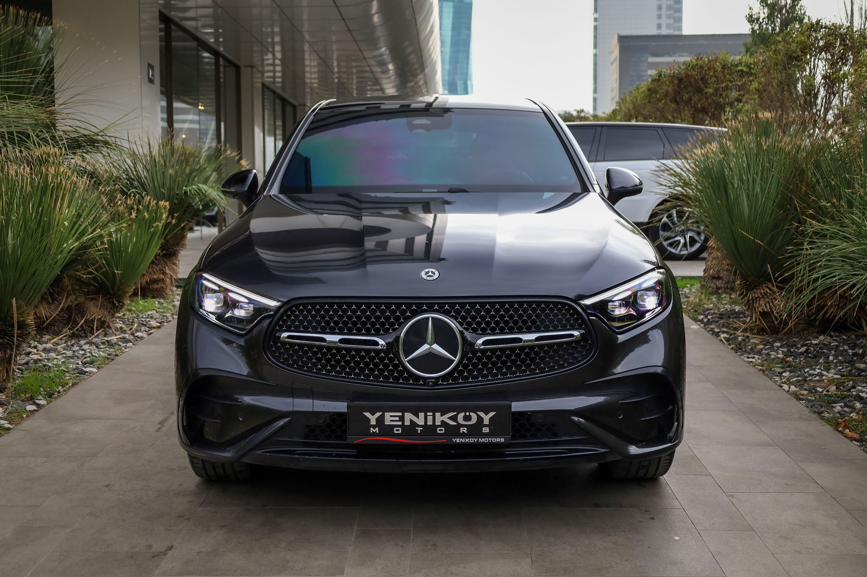 MERCEDES-BENZ GLC COUPE 180 AMG