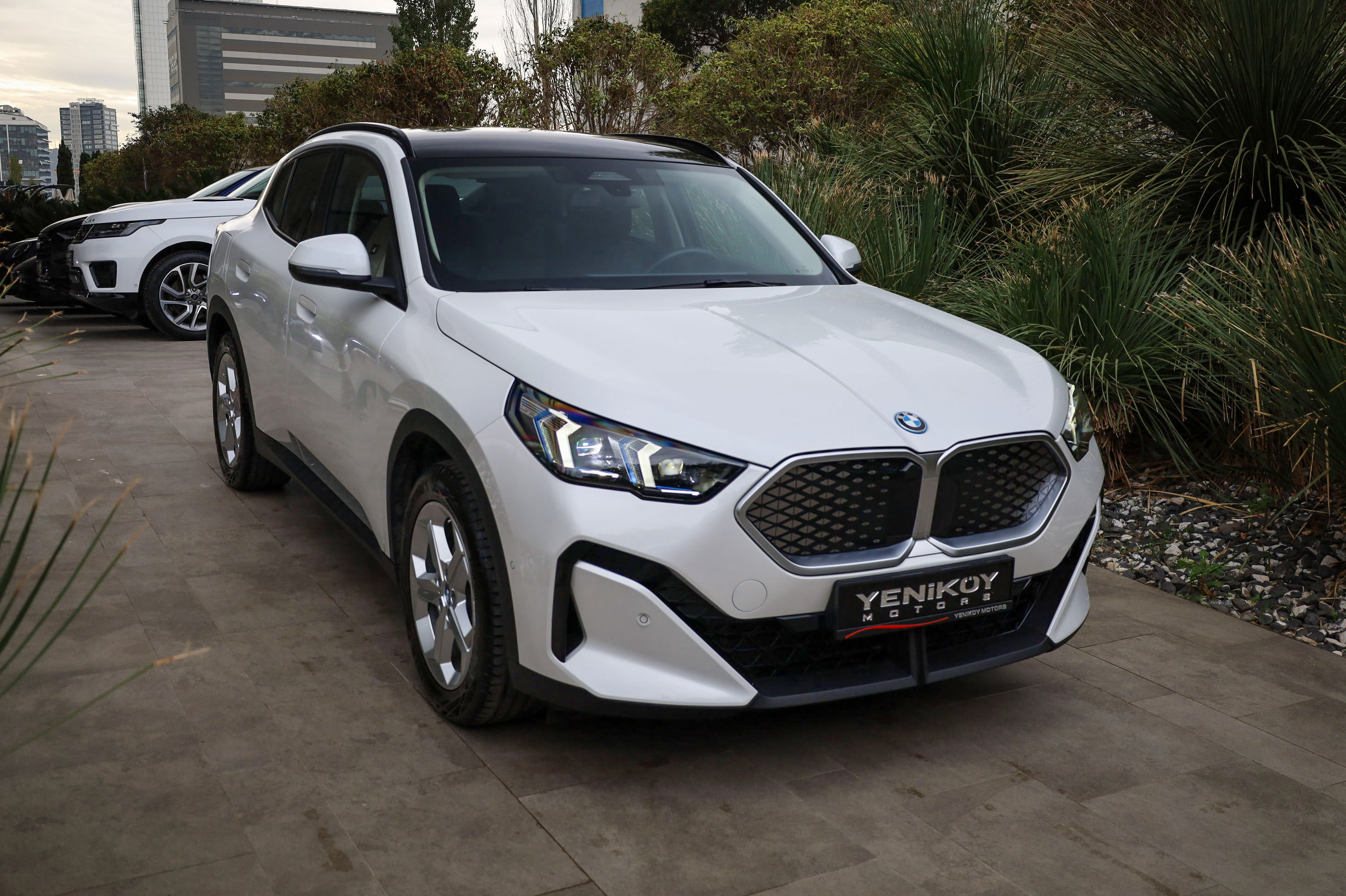 BMW İX2 EDRİVE20 SPORT LİNE