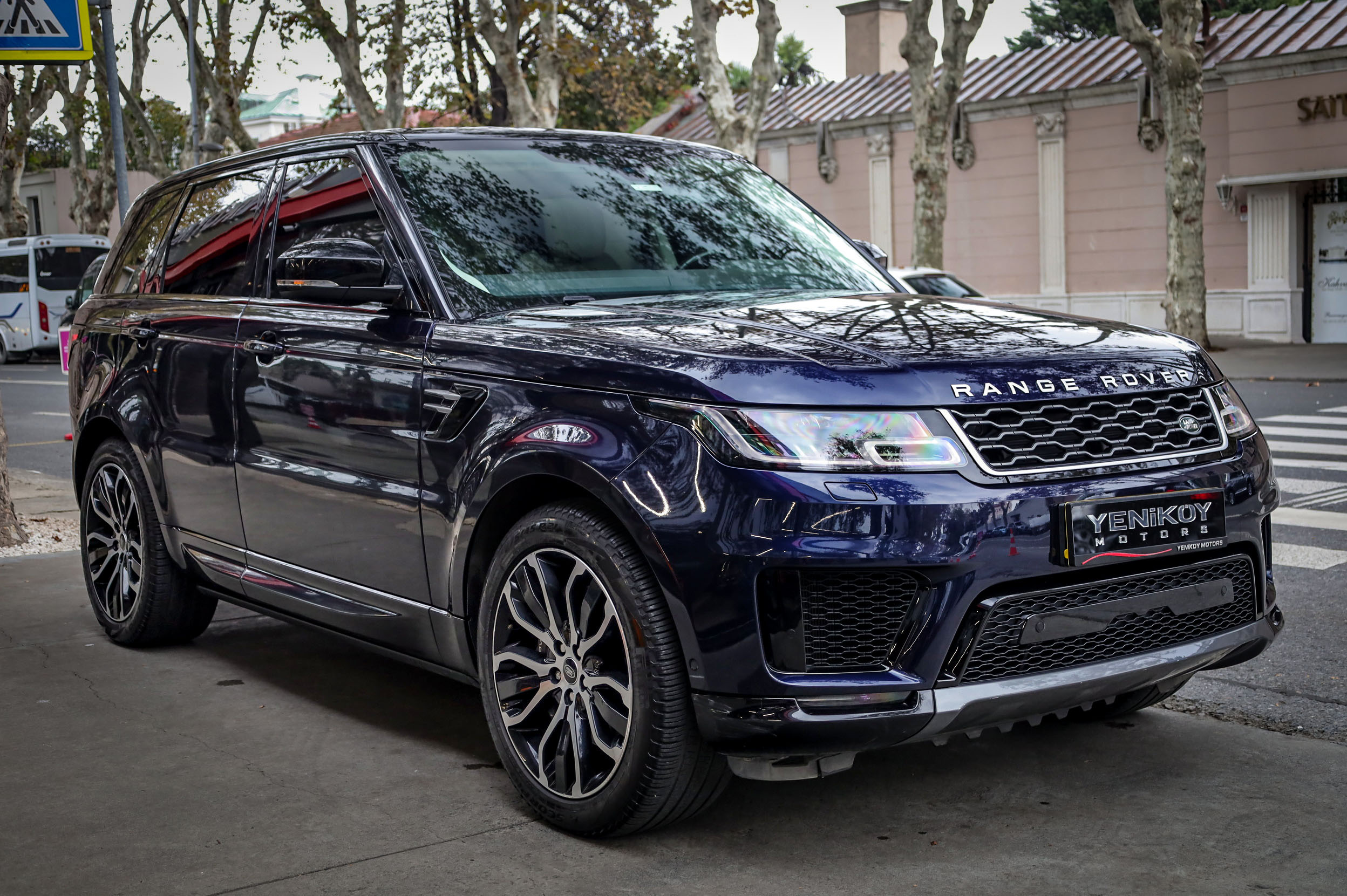 LAND ROVER RANGE ROVER SPORT P300 HSE