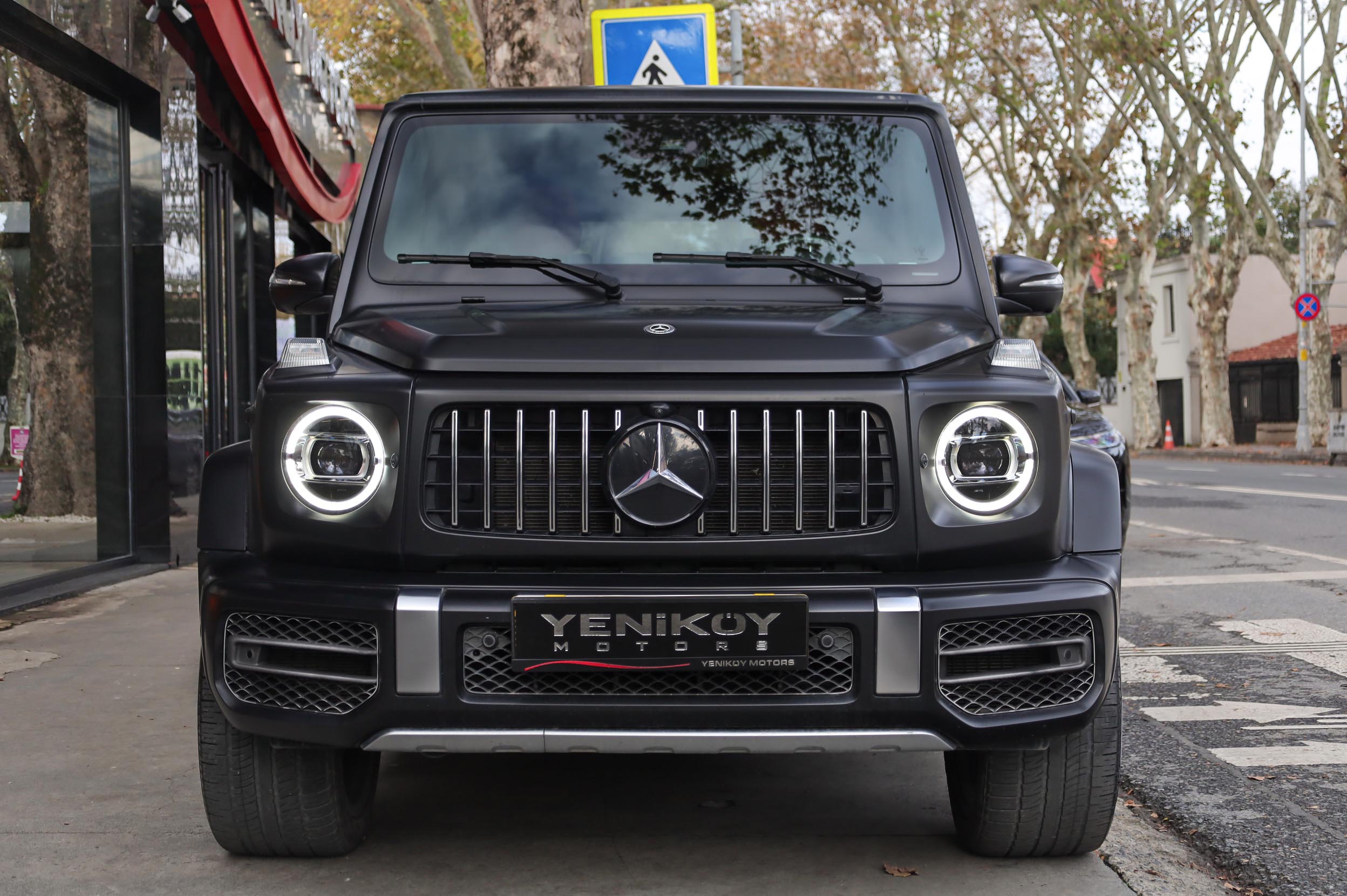 MERCEDES BENZ G63 AMG