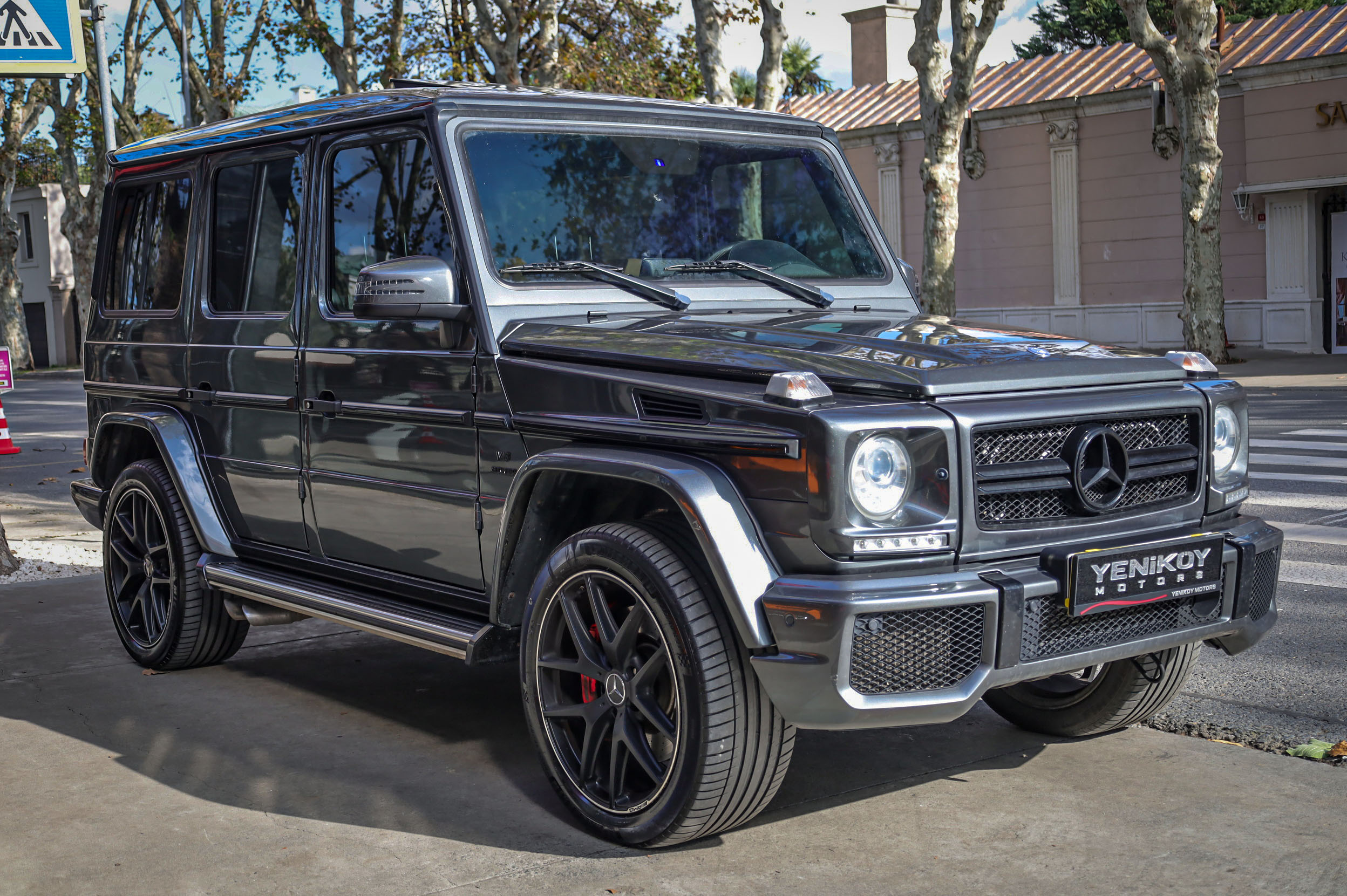 MERCEDES BENZ G 63