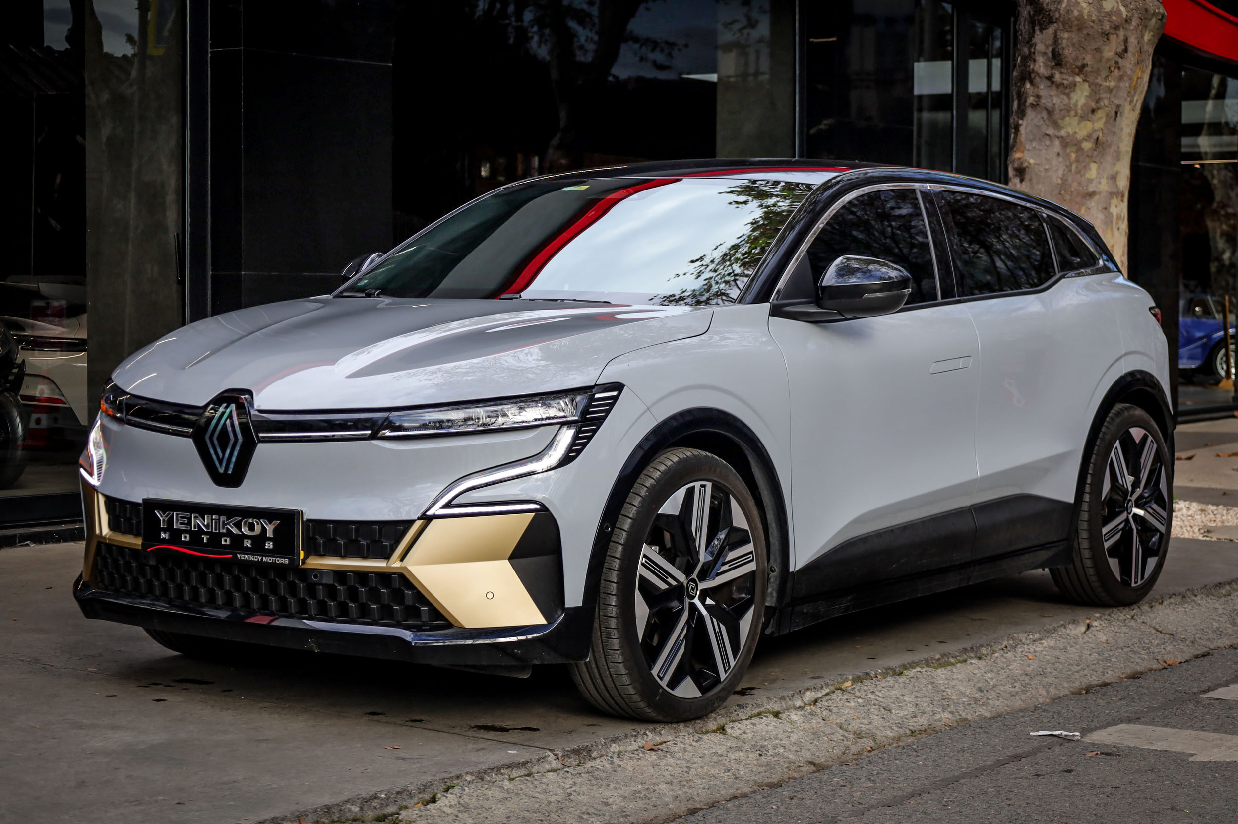 RENAULT MEGANE E-TECH ICONIC EV60