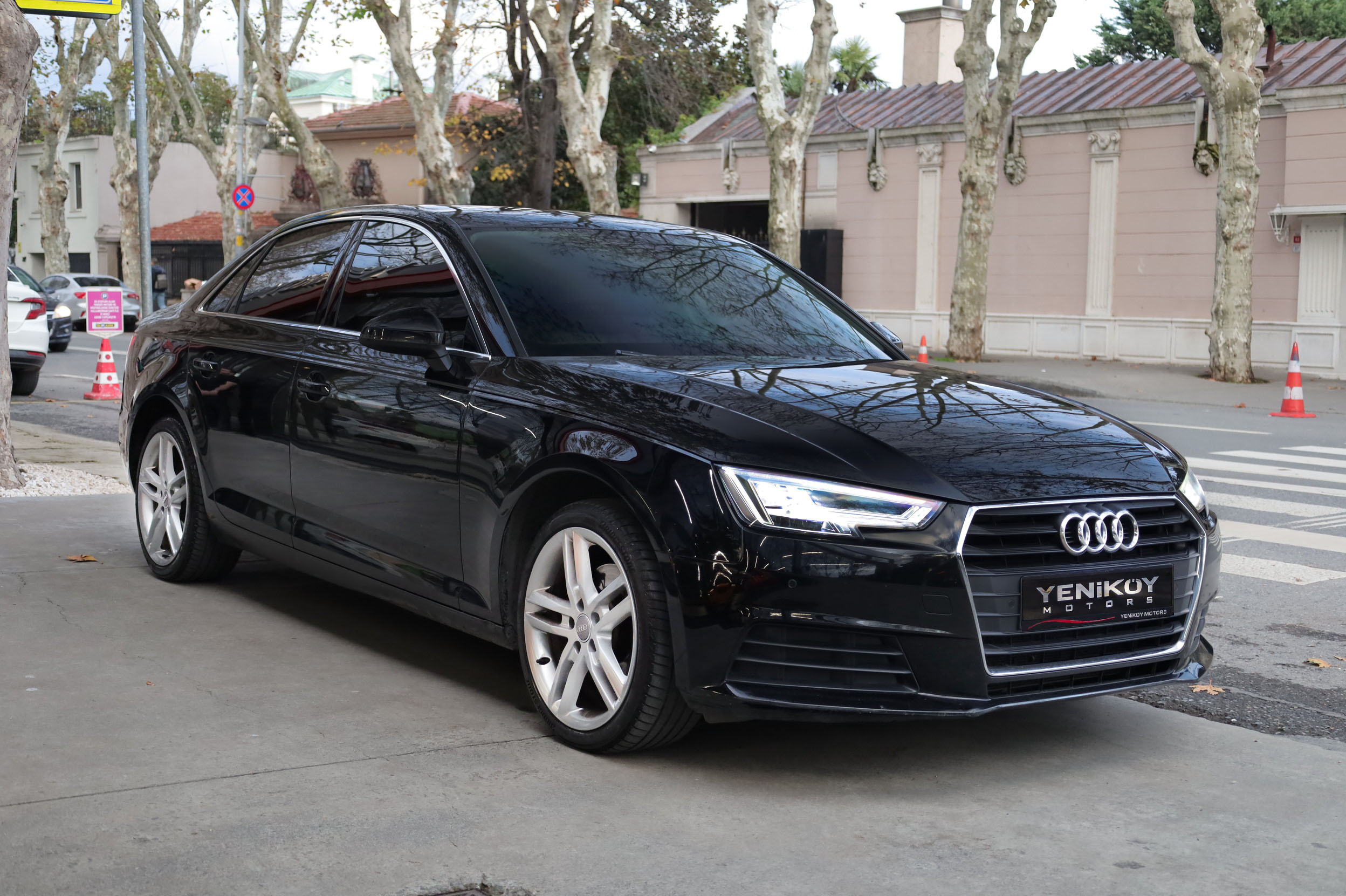 AUDİ A4 SEDAN 1.4 TFSI DYNAMİC