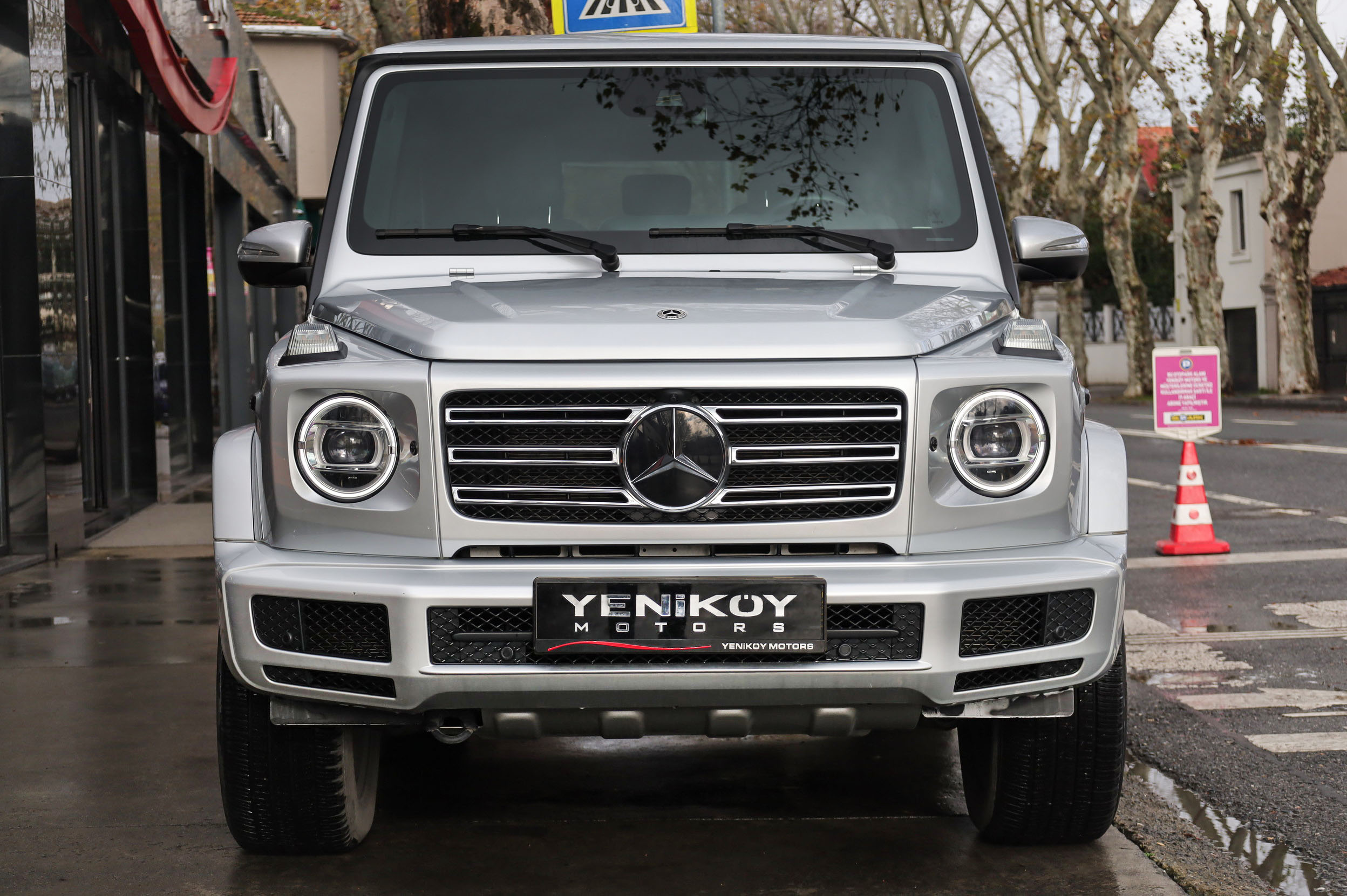 MERCEDES BENZ G400 D