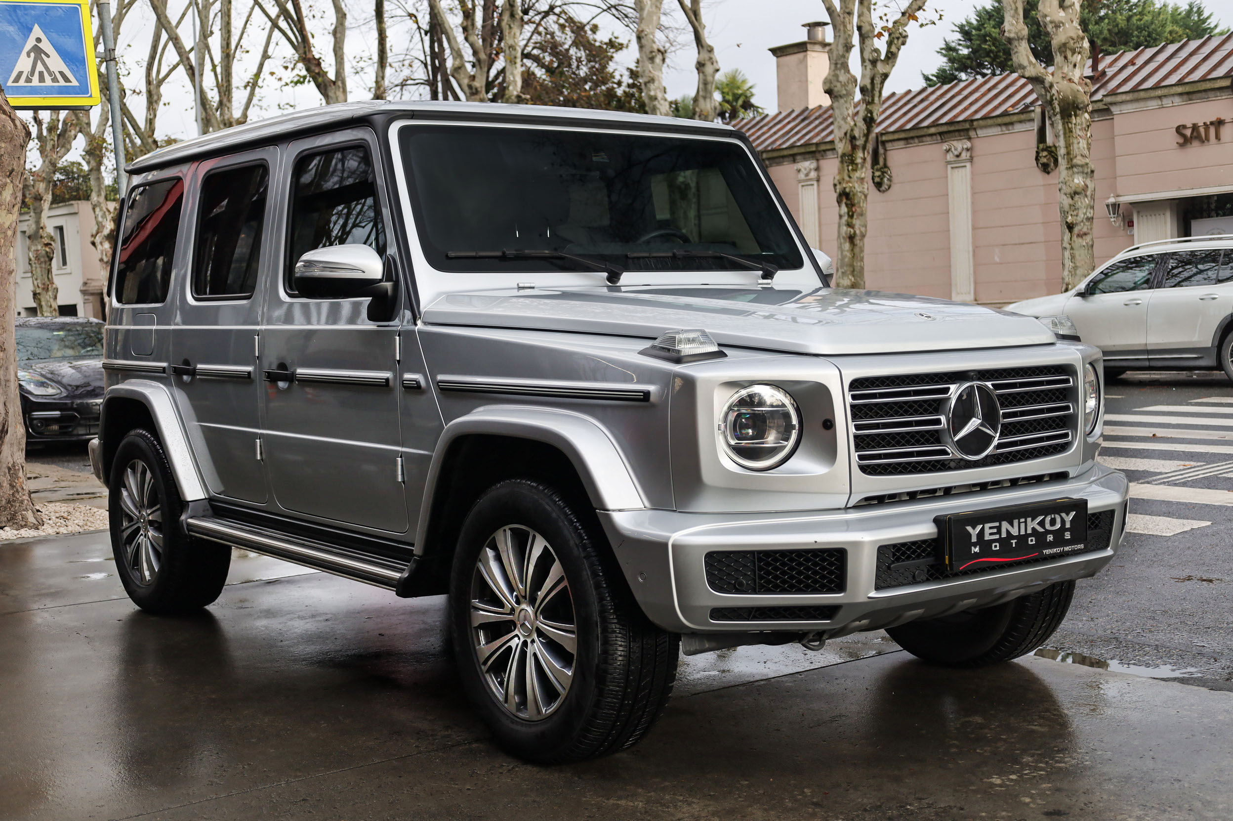 MERCEDES BENZ G400 D