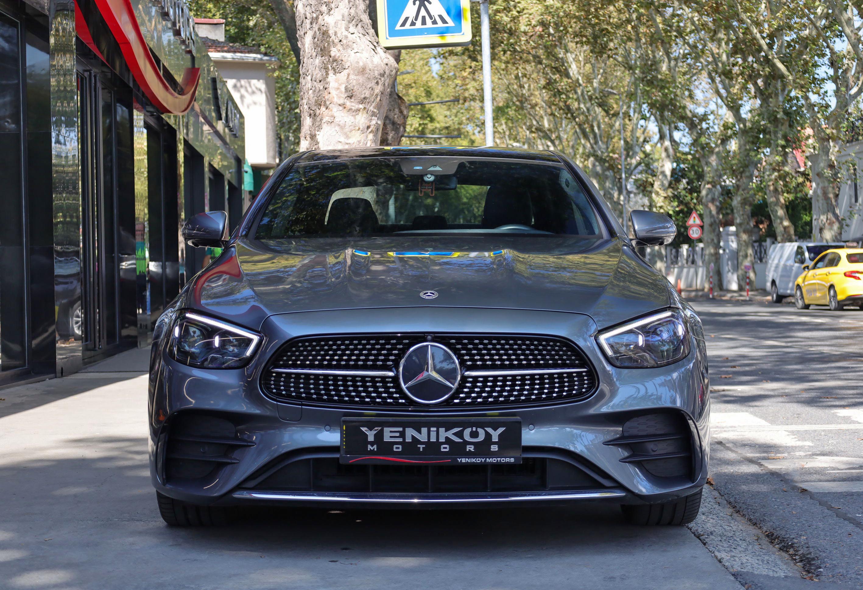 MERCEDES BENZ E300 D 4 MATİC AMG