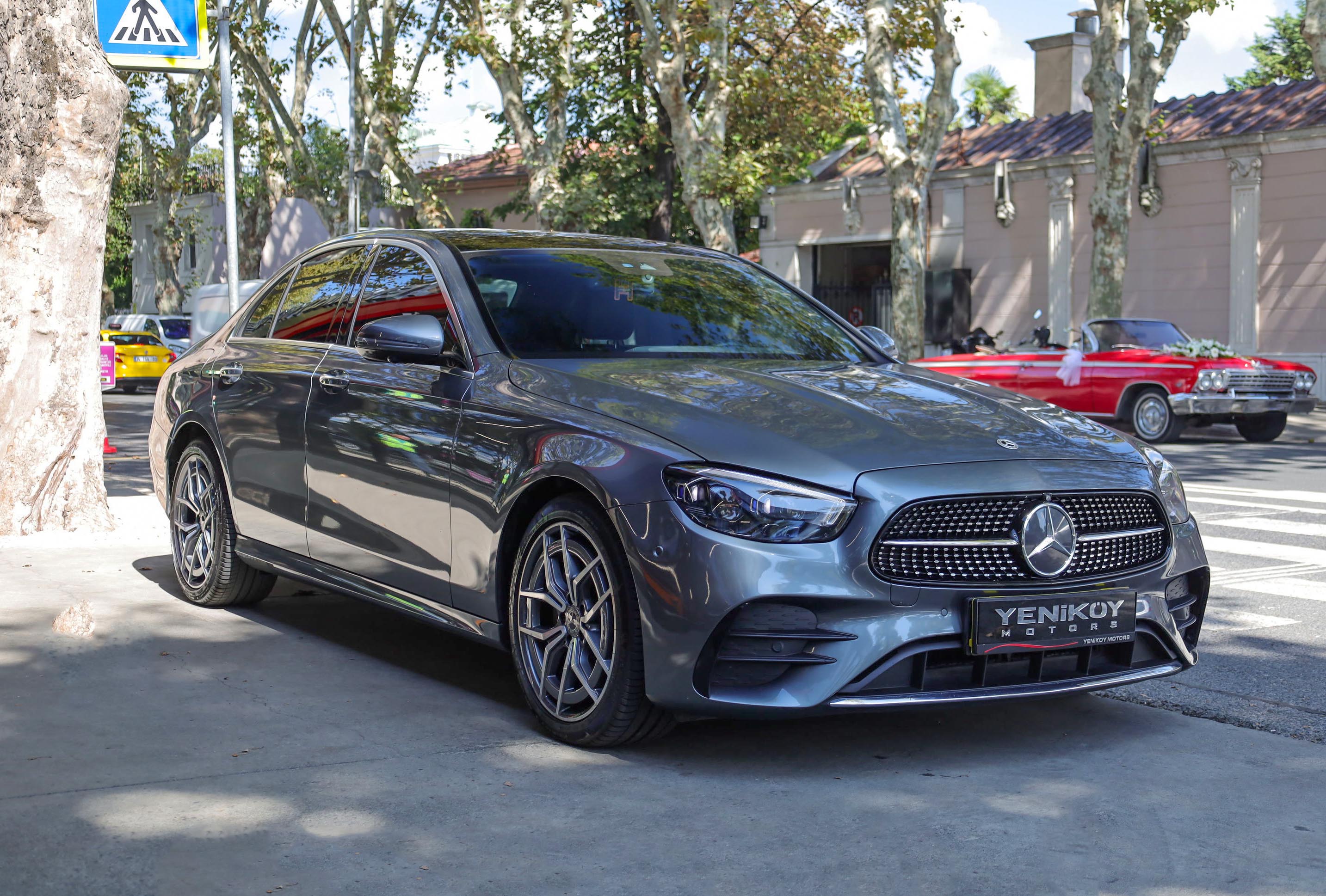MERCEDES BENZ E300 D 4 MATİC AMG
