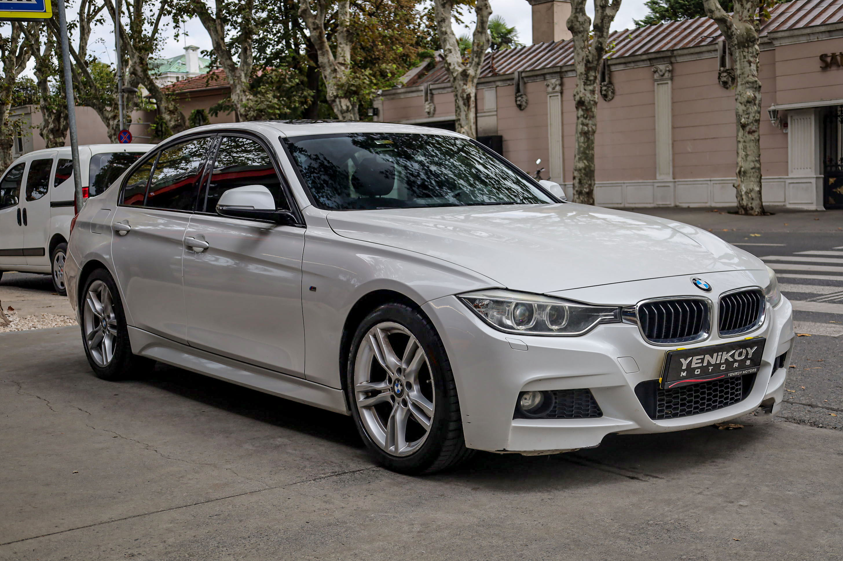 BMW 3.20i ED M PLUS