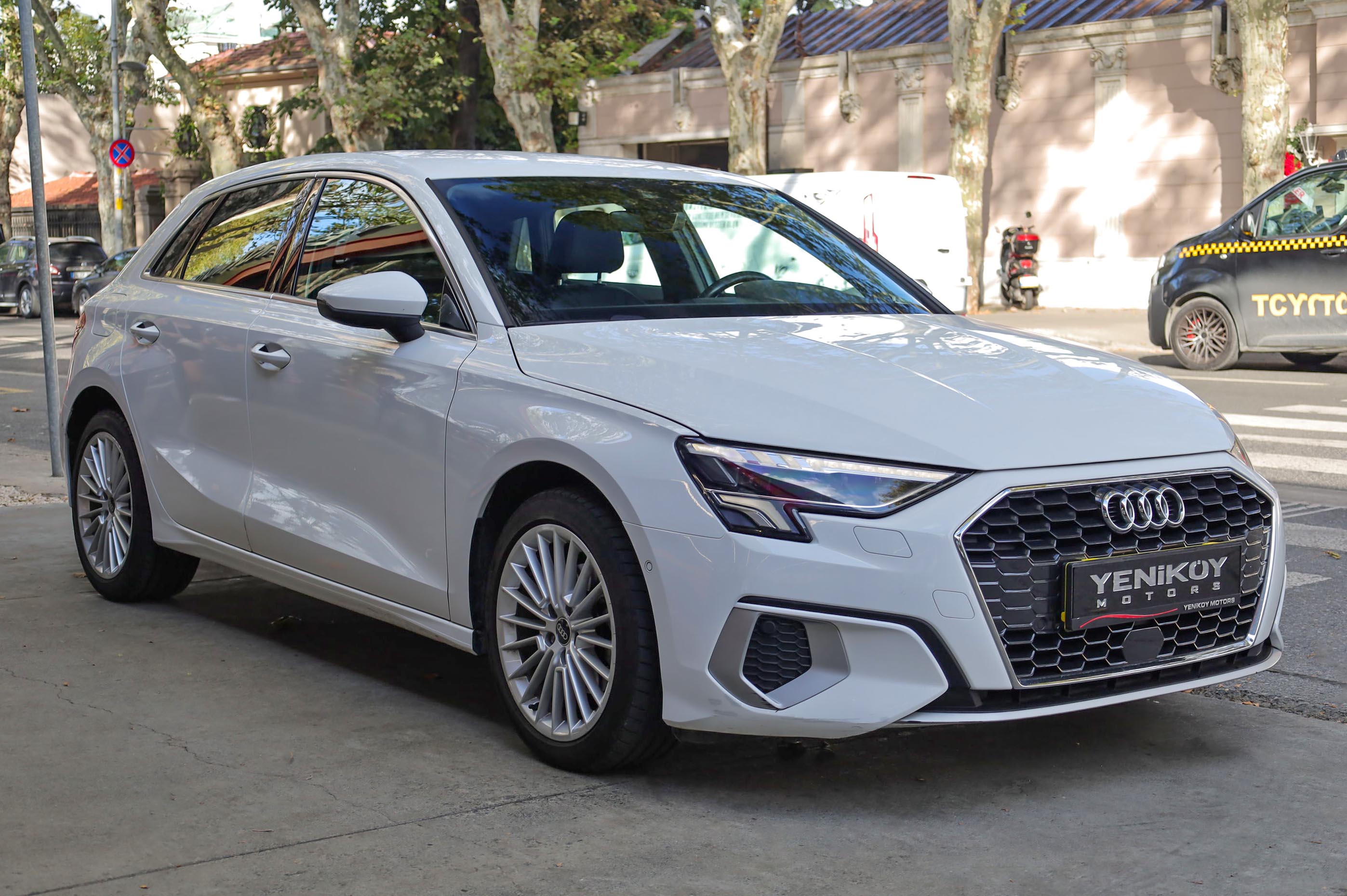 AUDİ A3 SPORTBACK 35 TFSI ADVANCED