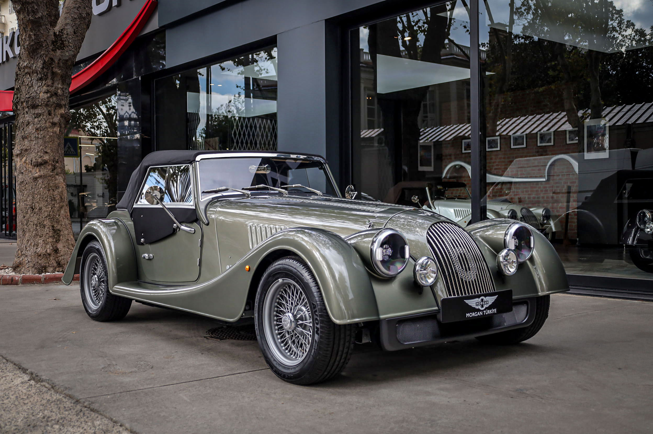 MORGAN PLUS FOUR EDELWEISS GREEN