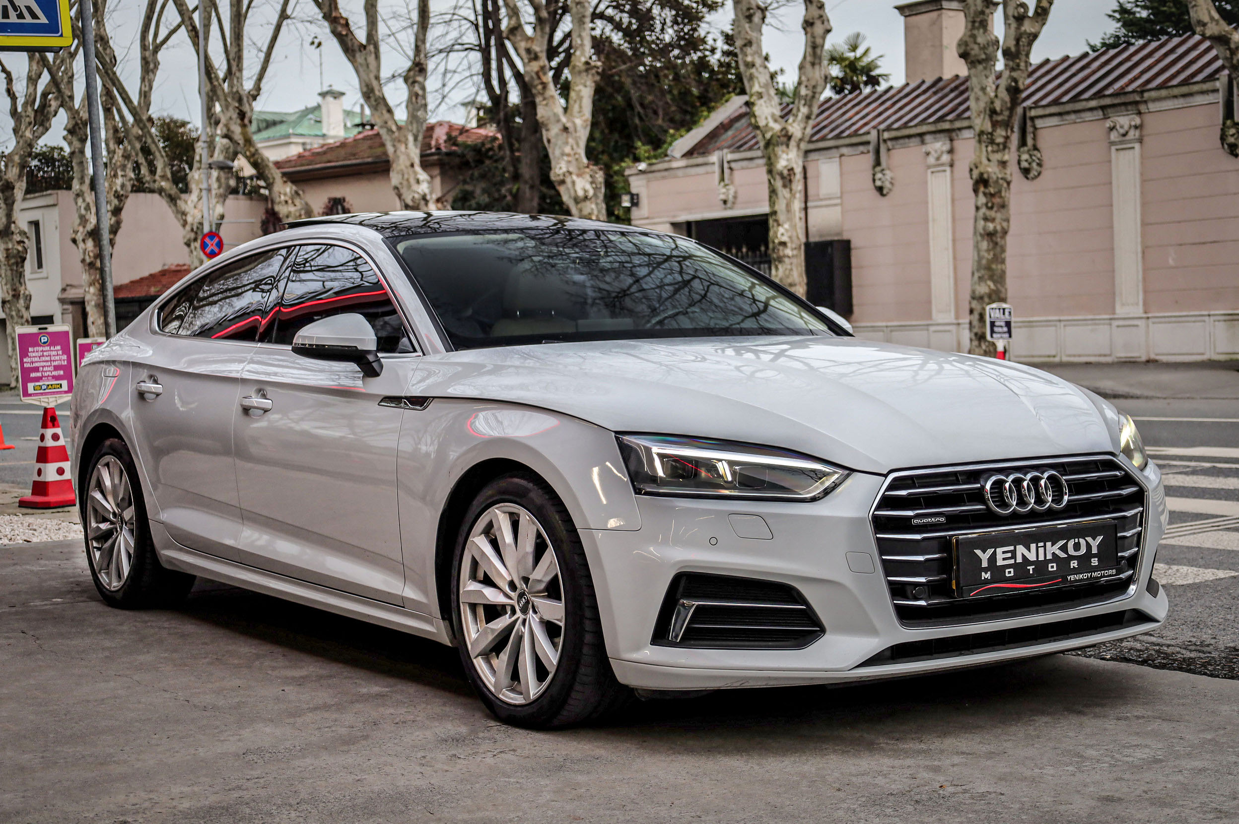 AUDI A5 SPORTBACK 40 TDI QUATTRO DESİGN