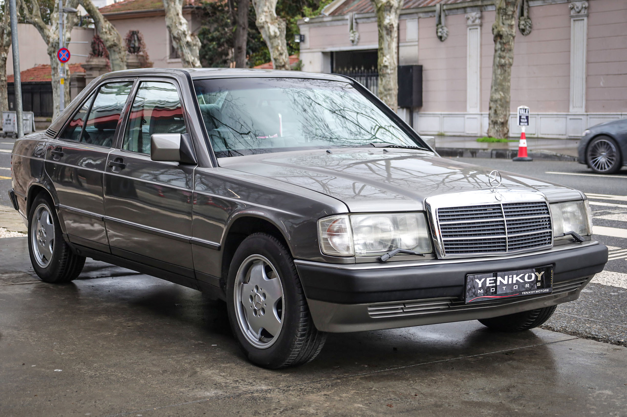 MERCEDES BENZ 190E 2.0 AUTOMATIC