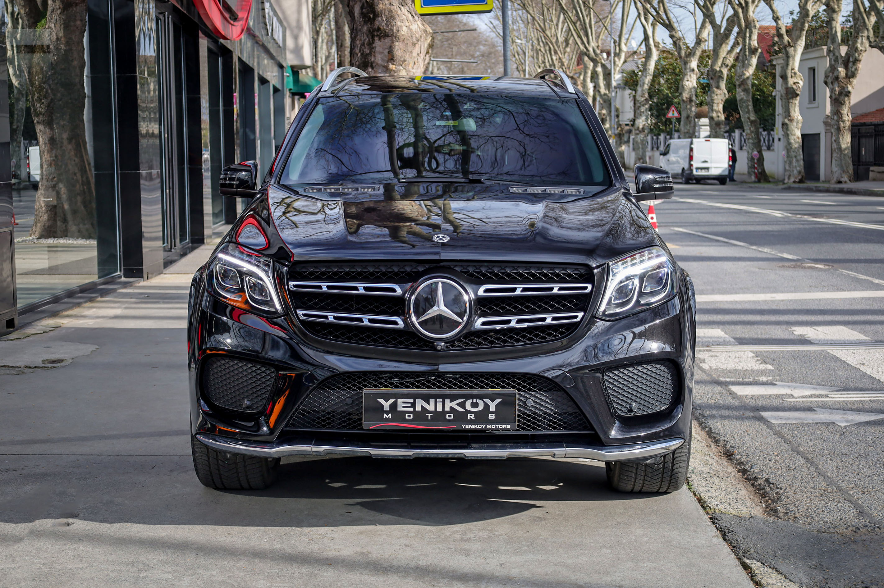 MERCEDES BENZ GLS400 4MATIC