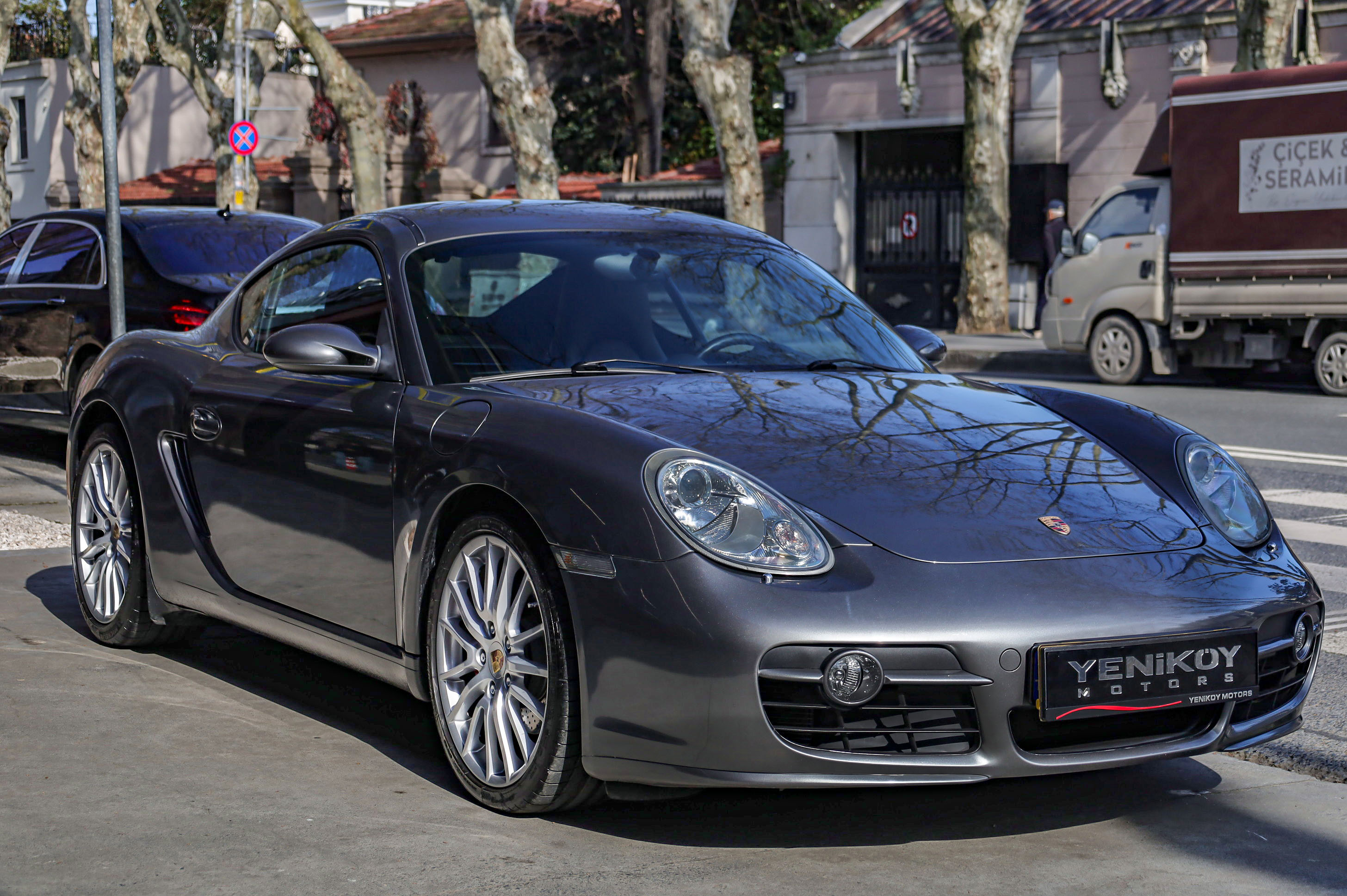 PORSCHE CAYMAN S