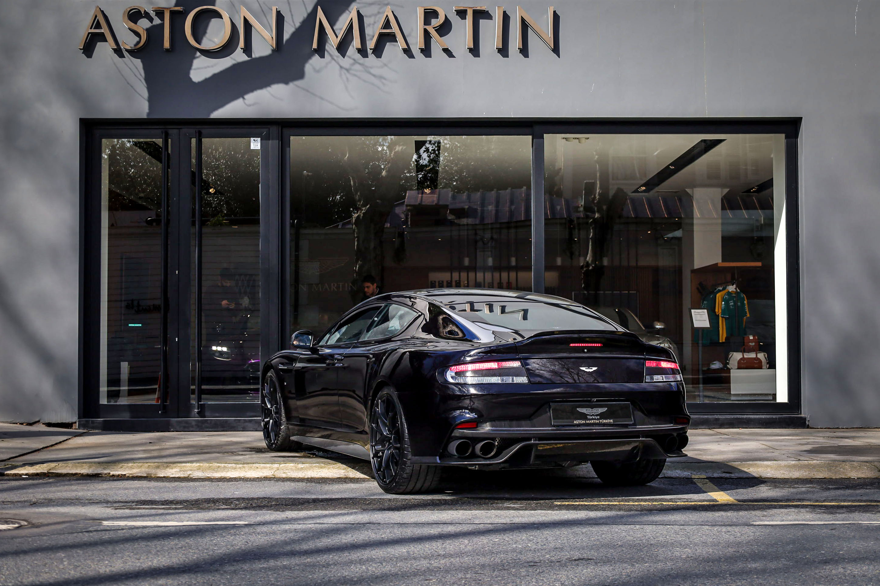 ASTON MARTIN RAPIDE  AMR 6.0 V12